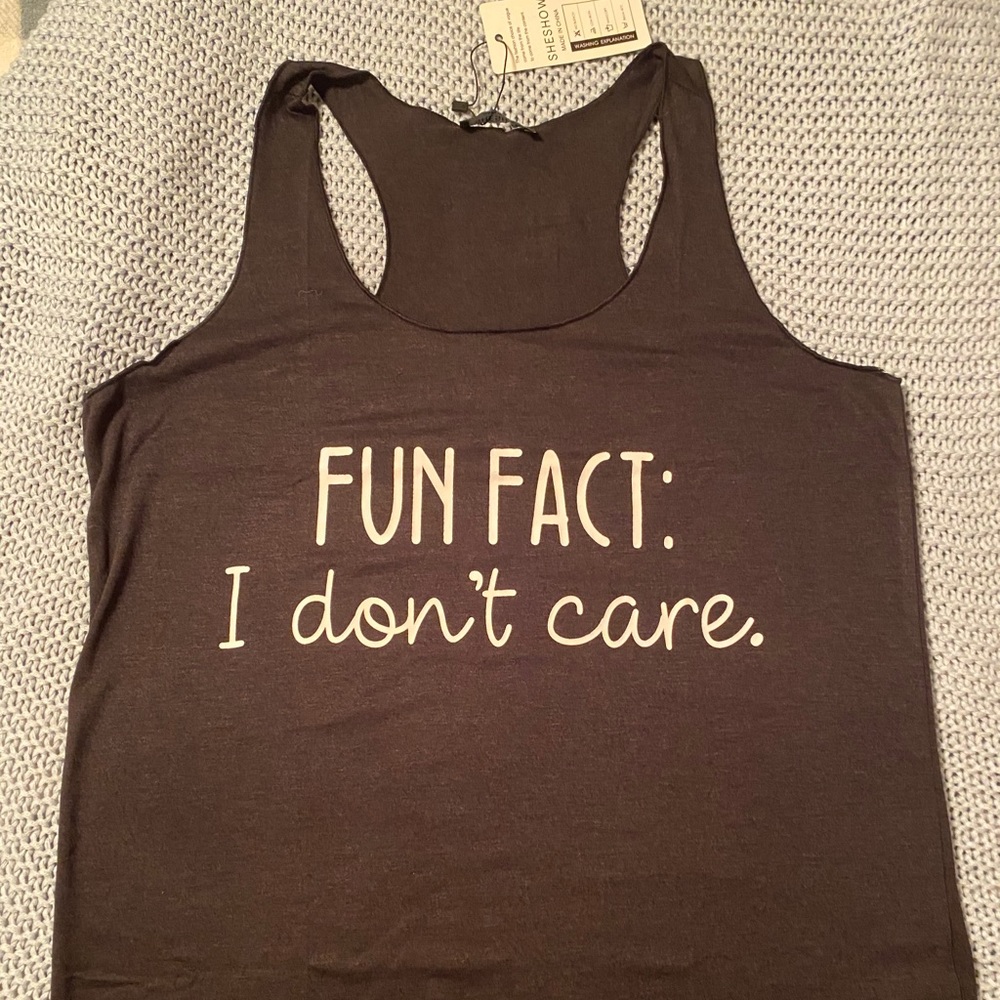 SheShow Tank - Fun Fact I Don’t Care